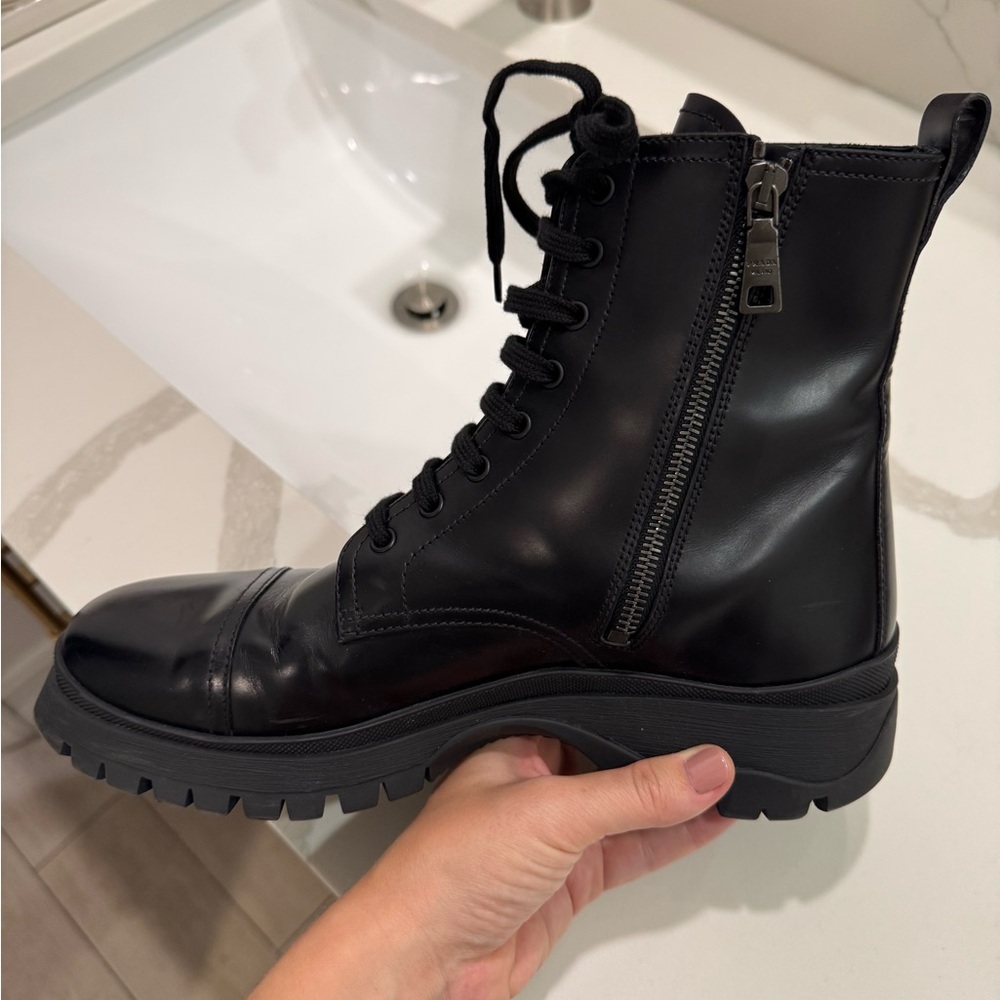 Prada women’s boots - Picture 4 of 8